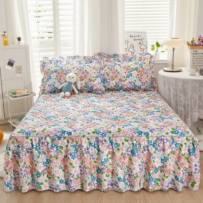 91家纺网 家纺一手货源 找家纺 十个点 2022新款全棉夹棉印花床裙 小时光