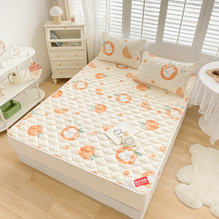 91家纺网 家纺一手货源 找家纺 鑫钰 2023新款全棉抗菌印花薄床垫 桔子兔