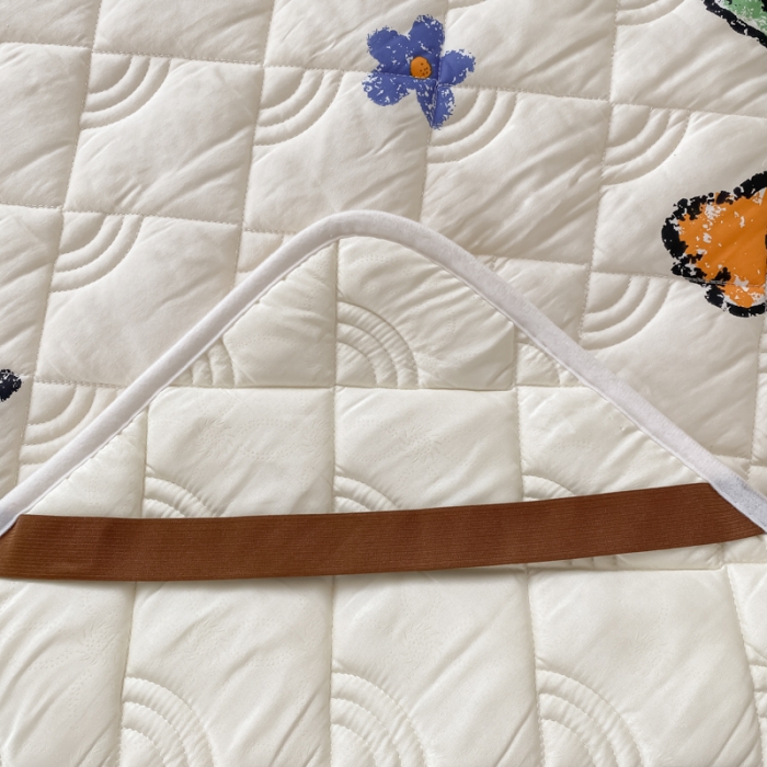 91家纺网 家纺一手货源 找家纺 鑫钰 2023新款全棉抗菌印花薄床垫 恐龙游记