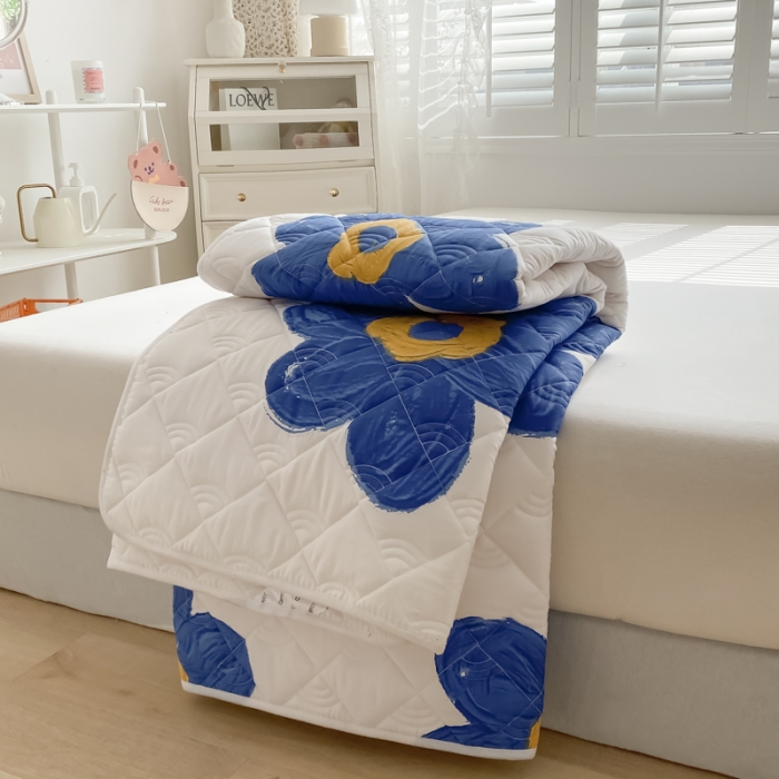 91家纺网 家纺一手货源 找家纺 鑫钰 2023新款全棉抗菌印花薄床垫 奈思-兰