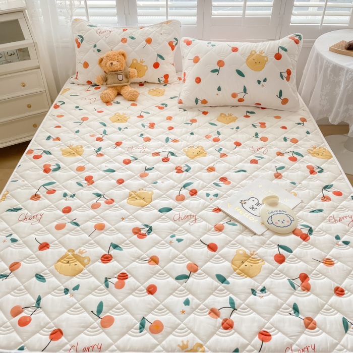 91家纺网 家纺一手货源 找家纺 鑫钰 2023新款全棉抗菌印花薄床垫 樱桃小丸子