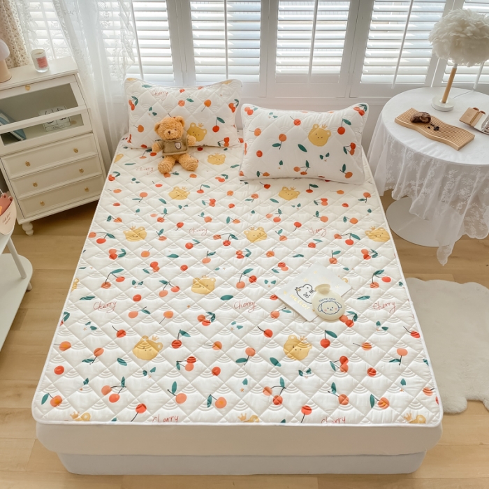 91家纺网 家纺一手货源 找家纺 鑫钰 2023新款全棉抗菌印花薄床垫 樱桃小丸子