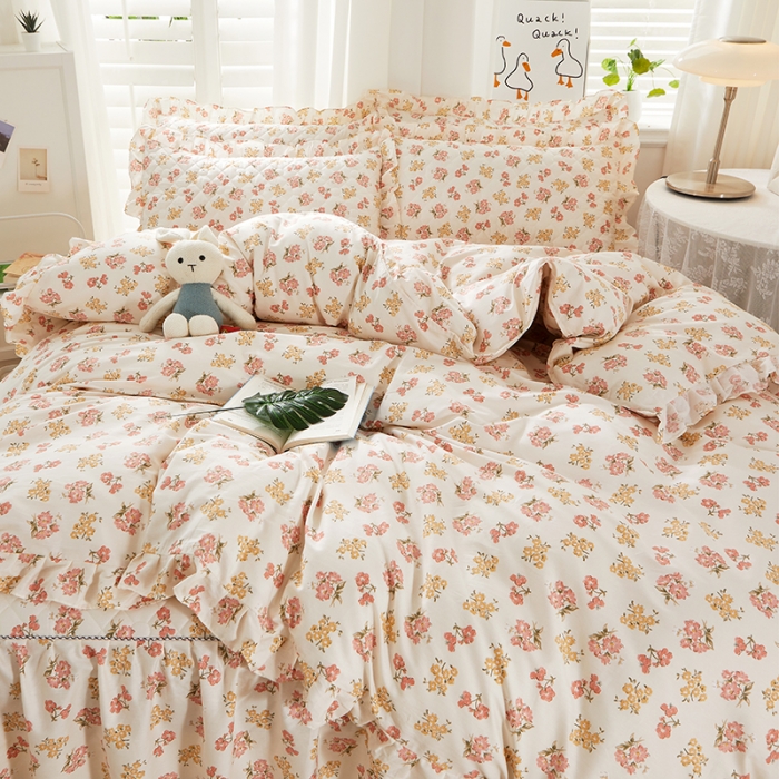 91家纺网 家纺一手货源 找家纺 十个点 2022新款全棉夹棉印花床裙四件套 爱的花海