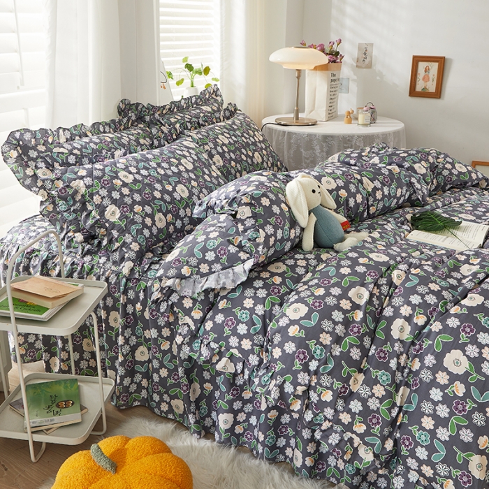 91家纺网 家纺一手货源 找家纺 十个点 2022新款全棉夹棉印花床裙四件套 花颜