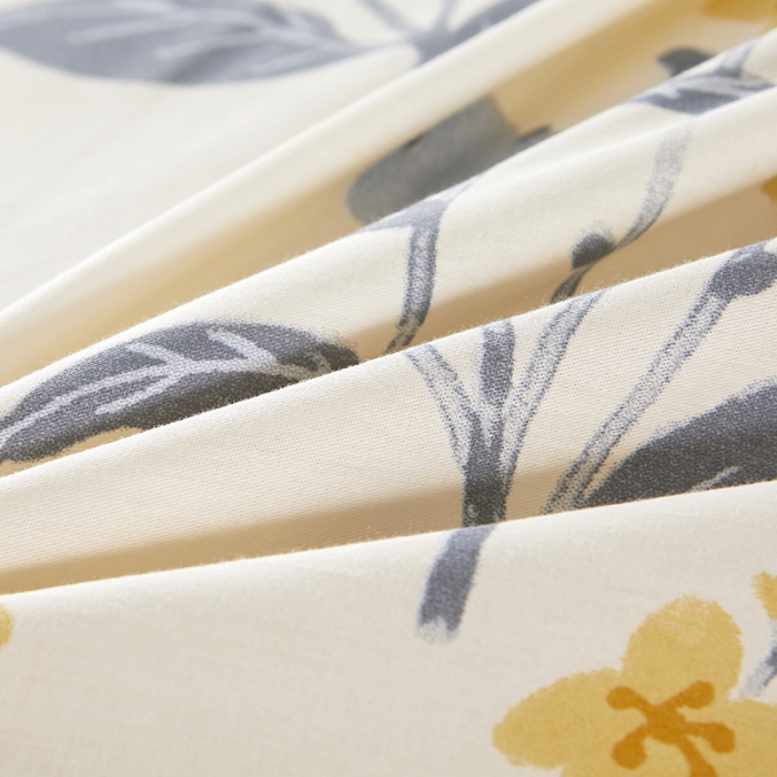 91家纺网 家纺一手货源 找家纺 十个点 2022新款全棉夹棉印花床裙四件套 四月天