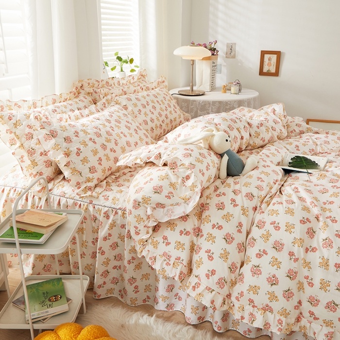 91家纺网 家纺一手货源 找家纺 十个点 2022新款全棉夹棉印花单被套 爱的花海