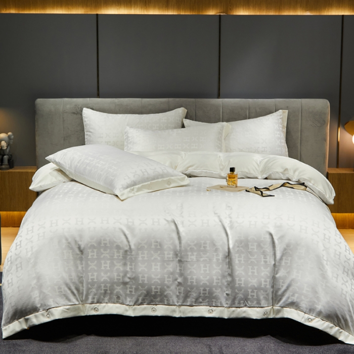 91家纺网 家纺一手货源 找家纺 凡客 2022新款40支仿天丝提花纽扣款四件套 卡迪亚-奶油白