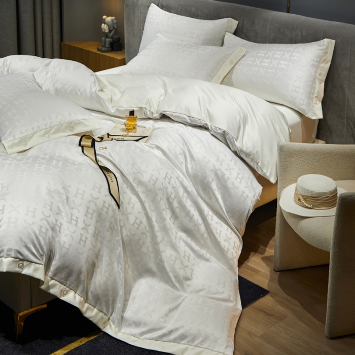 91家纺网 家纺一手货源 找家纺 凡客 2022新款40支仿天丝提花纽扣款四件套 卡迪亚-奶油白