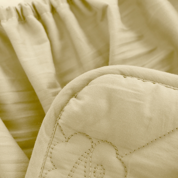 91家纺网 家纺一手货源 找家纺 豪选 2025新款全棉纯棉金绣夹棉床笠可裸睡四季款 金绣米黄