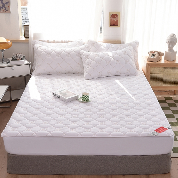 91家纺网 家纺一手货源 找家纺 豪选 2025新款全棉纯棉金绣夹棉床笠可裸睡四季款金绣珍珠白