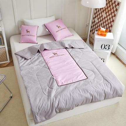 91家纺网 家纺一手货源 找家纺 翰轩 2022新款全棉绣花抱枕被-一鹿有你 公主粉