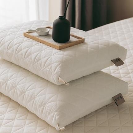 91家纺网 家纺一手货源 找家纺 （总）子和2022新款全棉舒压记忆枕头枕芯