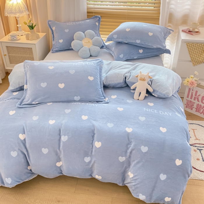 91家纺网 家纺一手货源 找家纺 川悦生活 2021新款牛奶绒四件套 心相印兰