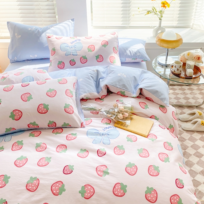 91家纺网 家纺一手货源 找家纺 呗旺鹿 2022年新款13070全棉纯棉印花纽扣款四件套直播 草莓公主