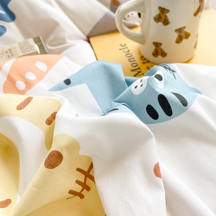 91家纺网 家纺一手货源 找家纺 2022年新13070全棉纯棉印花纽扣款四件套直播 可爱国度