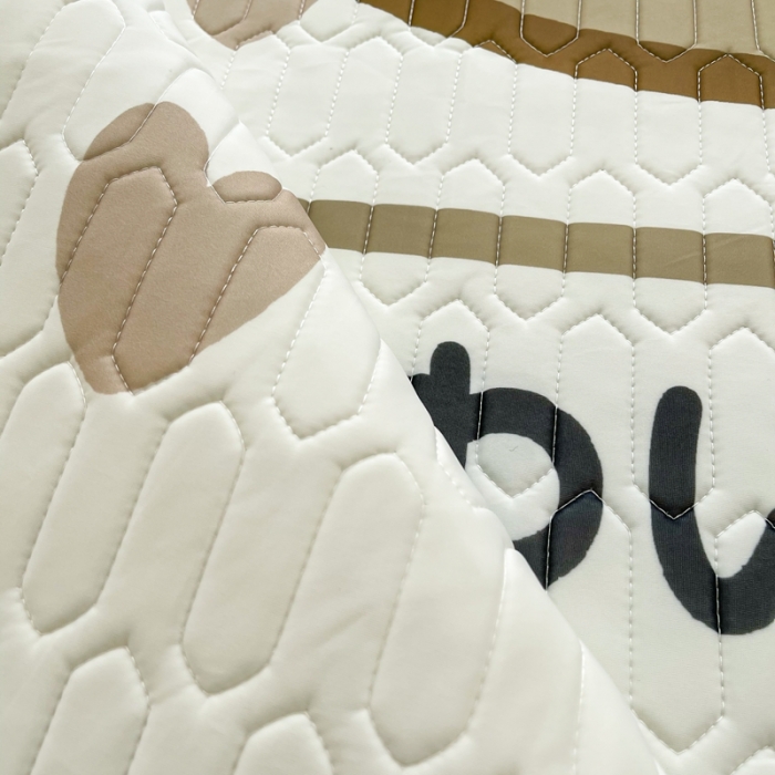 91家纺网 家纺一手货源 找家纺 慕尚 2025新款大版乳胶凉席 爱心小熊