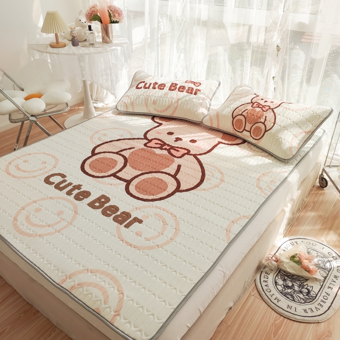 91家纺网 家纺一手货源 找家纺 慕尚 2025新款大版乳胶凉席 萌萌熊