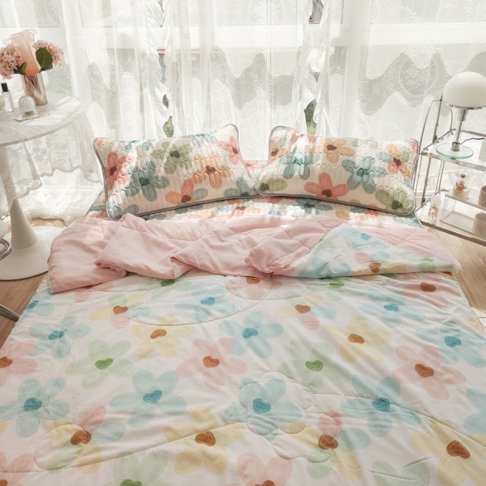 91家纺网 家纺一手货源 找家纺 慕尚 2025新款乳胶凉席水洗棉夏被三件套四件套 凝夏