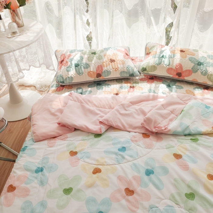 91家纺网 家纺一手货源 找家纺 慕尚 2025新款乳胶凉席水洗棉夏被三件套四件套 凝夏