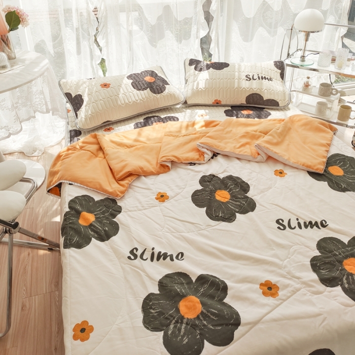 91家纺网 家纺一手货源 找家纺 慕尚 2025新款乳胶凉席水洗棉夏被三件套四件套 太阳花