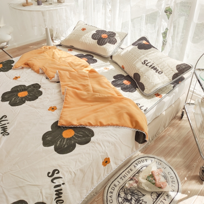 91家纺网 家纺一手货源 找家纺 慕尚 2025新款乳胶凉席水洗棉夏被三件套四件套 太阳花