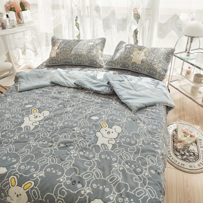91家纺网 家纺一手货源 找家纺 慕尚 2025新款乳胶凉席水洗棉夏被三件套四件套 幸运熊