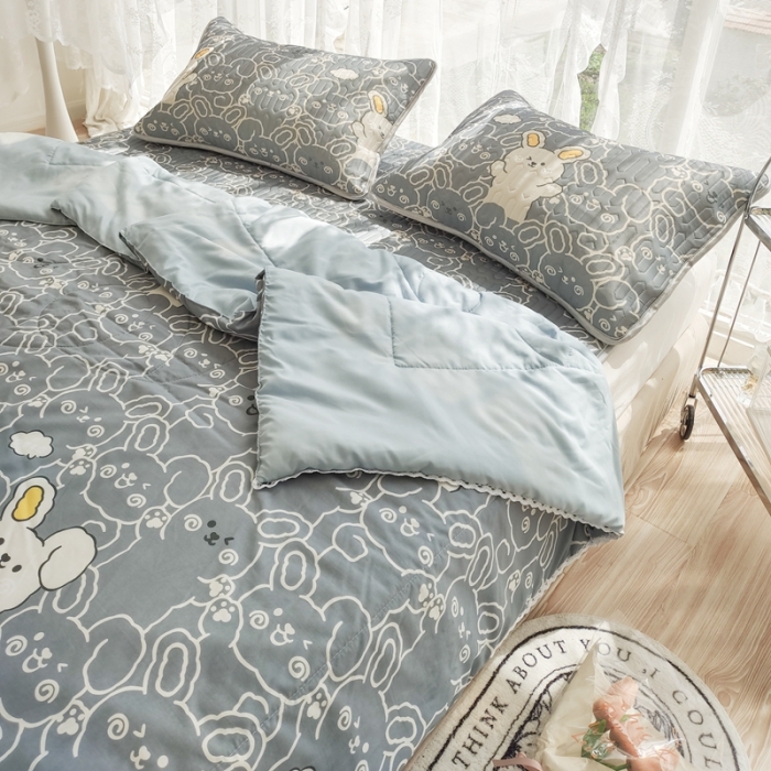 91家纺网 家纺一手货源 找家纺 慕尚 2025新款乳胶凉席水洗棉夏被三件套四件套 幸运熊