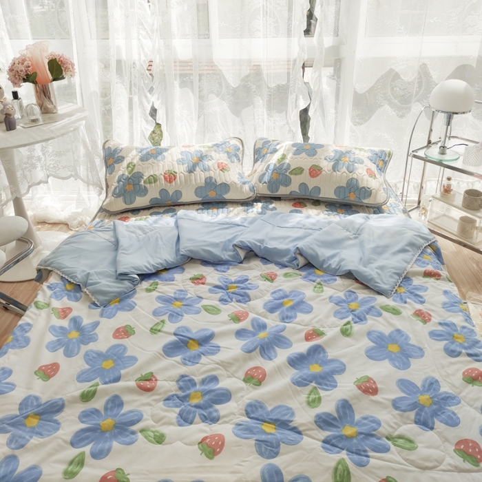 91家纺网 家纺一手货源 找家纺 慕尚 2025新款乳胶凉席水洗棉夏被三件套四件套 幸运花