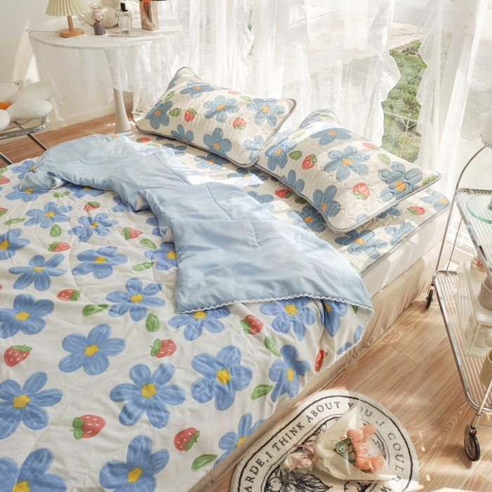 91家纺网 家纺一手货源 找家纺 慕尚 2025新款乳胶凉席水洗棉夏被三件套四件套 幸运花