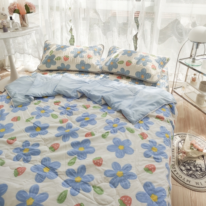 91家纺网 家纺一手货源 找家纺 慕尚 2025新款乳胶凉席水洗棉夏被三件套四件套 幸运花