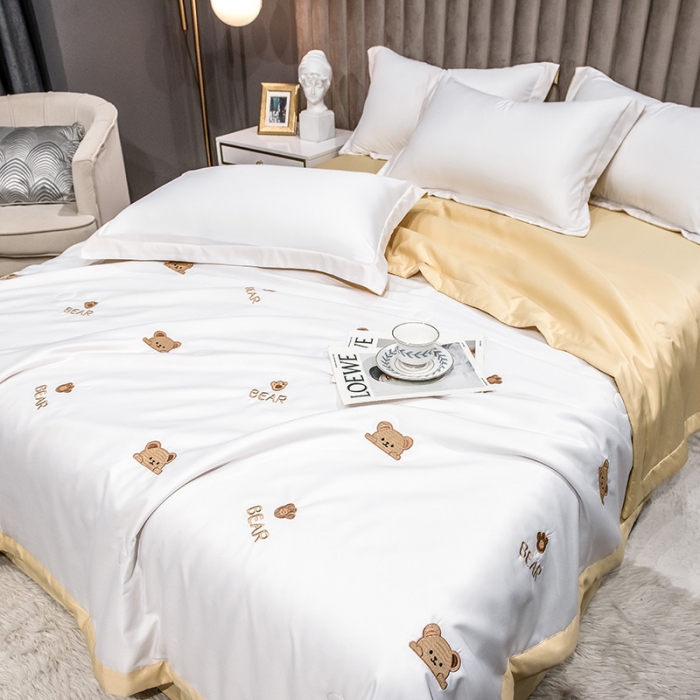 91家纺网 家纺一手货源 找家纺 澳梵 2022新款莫代尔绣花夏被四件套 逗逗熊