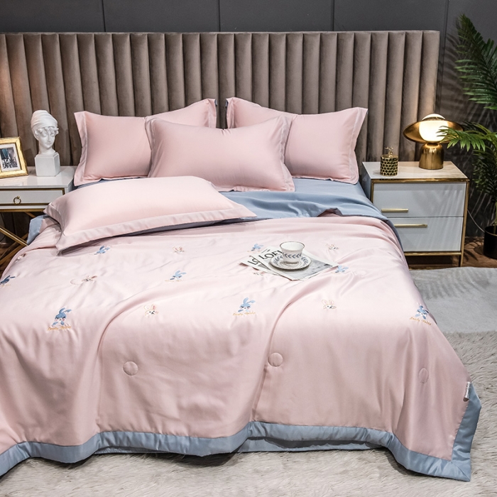 91家纺网 家纺一手货源 找家纺 澳梵 2022新款莫代尔绣花夏被四件套 粉粉兔