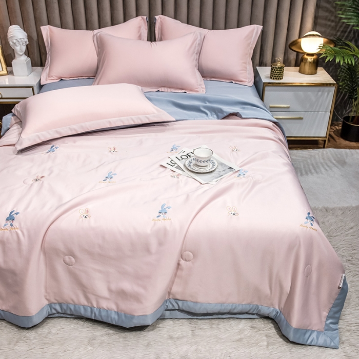 91家纺网 家纺一手货源 找家纺 澳梵 2022新款莫代尔绣花夏被四件套 粉粉兔