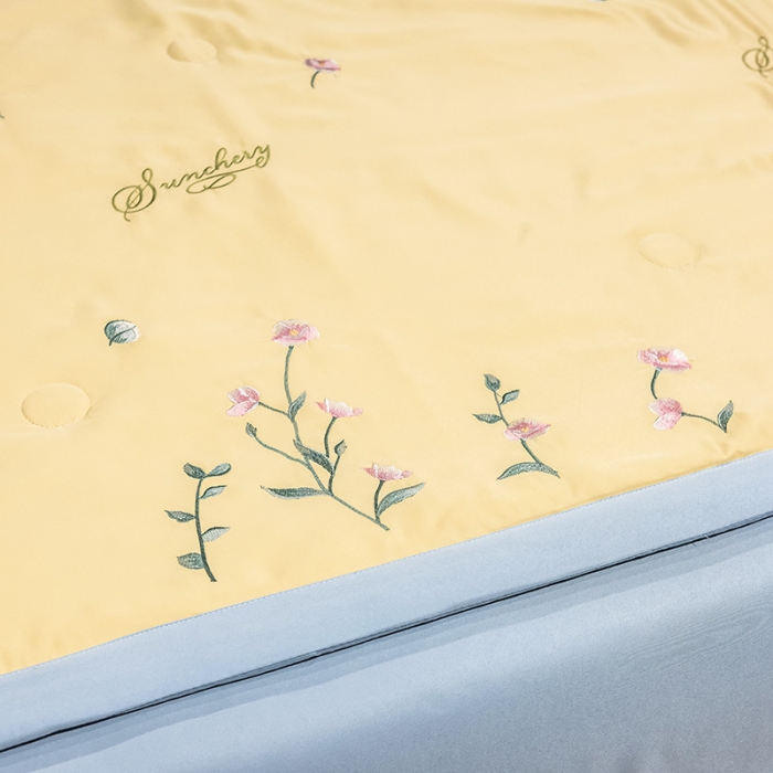 91家纺网 家纺一手货源 找家纺 澳梵 2022新款莫代尔绣花夏被四件套 梦晚