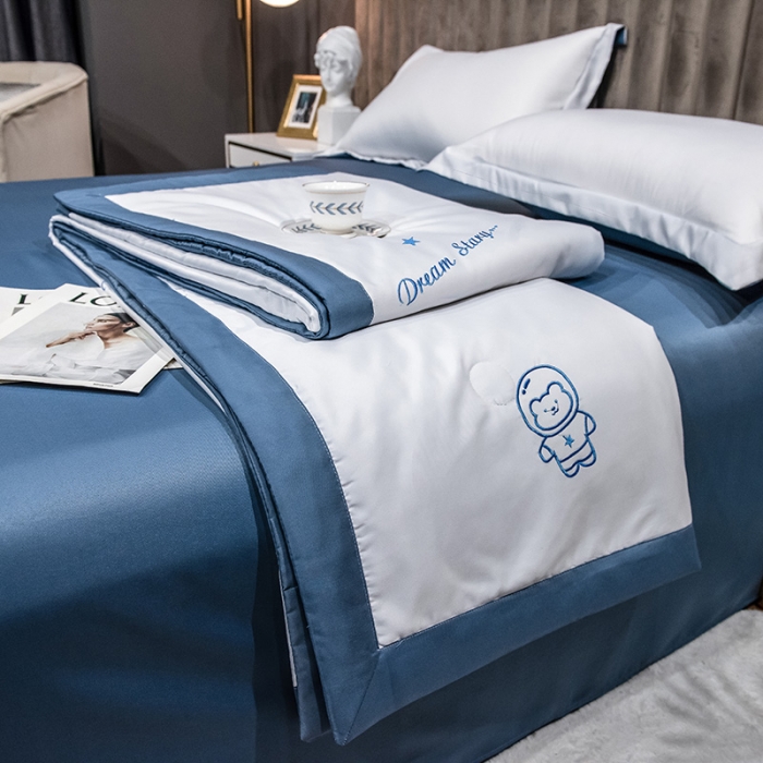 91家纺网 家纺一手货源 找家纺 澳梵 2022新款莫代尔绣花夏被四件套 月球世界