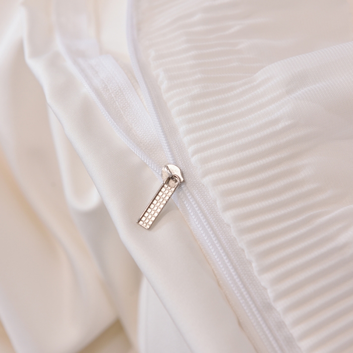 91家纺网 家纺一手货源 找家纺 艾米家居 2025新款水洗真丝雪纺花边贴布绣四件套-达菲小熊 白色