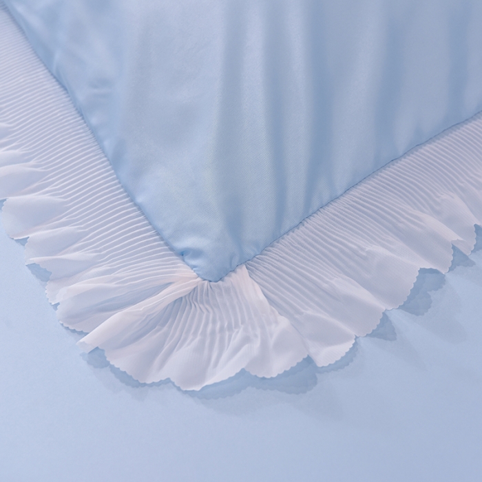 91家纺网 家纺一手货源 找家纺 艾米家居 2025新款水洗真丝雪纺花边贴布绣四件套-达菲小熊 天蓝