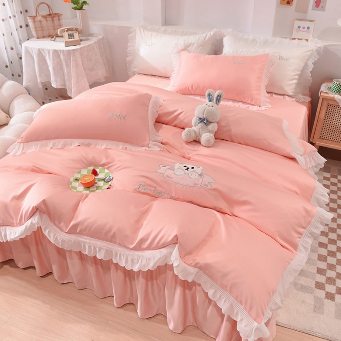 91家纺网 家纺一手货源 找家纺 艾米家居 2025新款水洗真丝雪纺花边贴布绣四件套-达菲小熊 玉色