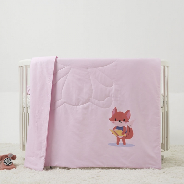 91家纺网 家纺一手货源 找家纺 喜多兔 2022新款40支全棉夏被-彩虹 粉色读书小狐狸