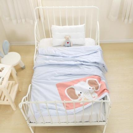 91家纺网 家纺一手货源 找家纺 (总)喜多兔 2022新款彩虹空调被