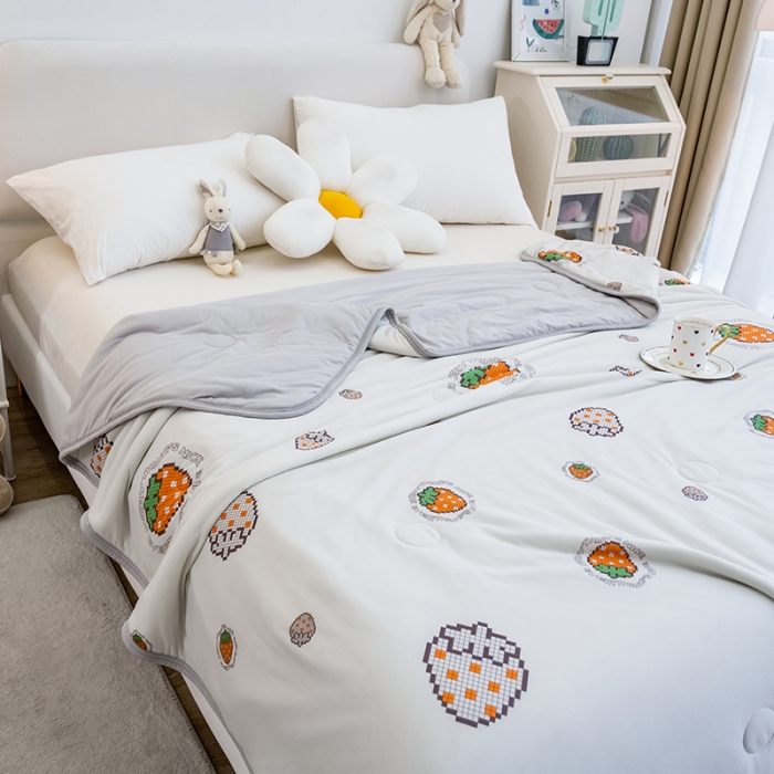 91家纺网 家纺一手货源 找家纺 芃成 2022新款A类针织棉夏被 草莓之恋