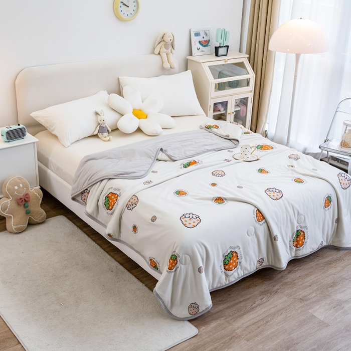 91家纺网 家纺一手货源 找家纺 芃成 2022新款A类针织棉夏被 草莓之恋