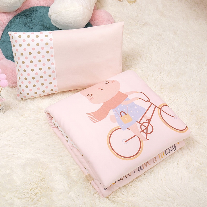 91家纺网 家纺一手货源 找家纺 喜多兔 2022新款针织棉印花幼儿园三件套 小兔子爱丽丝