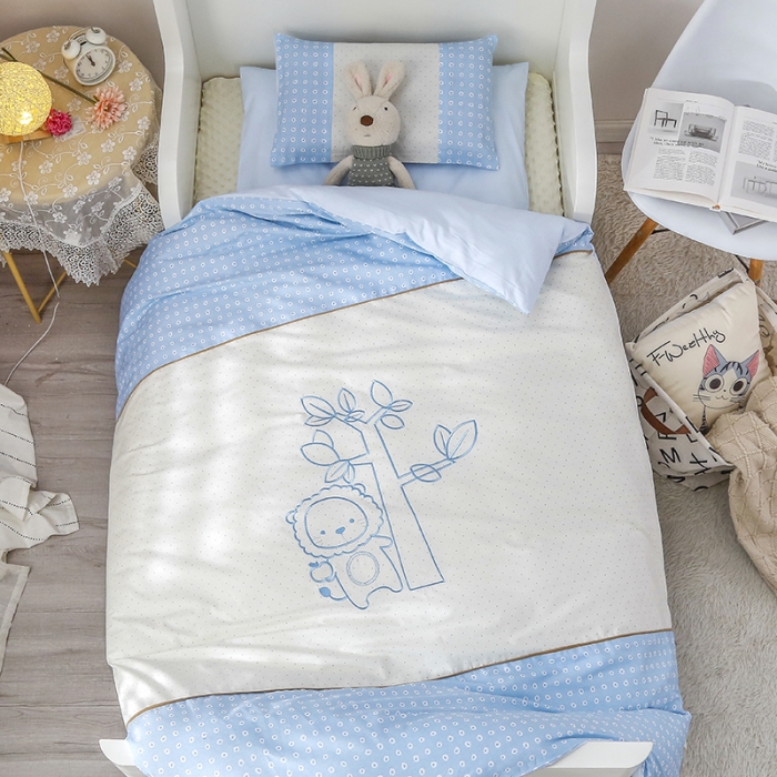 91家纺网 家纺一手货源 找家纺 喜多兔 2022新款简笔画幼儿园儿童床品套件 蓝色捉迷藏