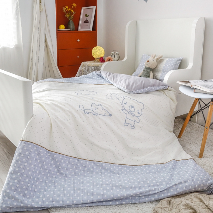 91家纺网 家纺一手货源 找家纺 喜多兔 2022新款简笔画幼儿园儿童床品套件 灰色快乐出行