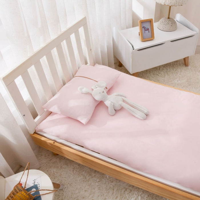 91家纺网 家纺一手货源 找家纺 喜多兔 2022新款全棉针织三件套床品套件-奇妙动物 粉色小斑马艾迪