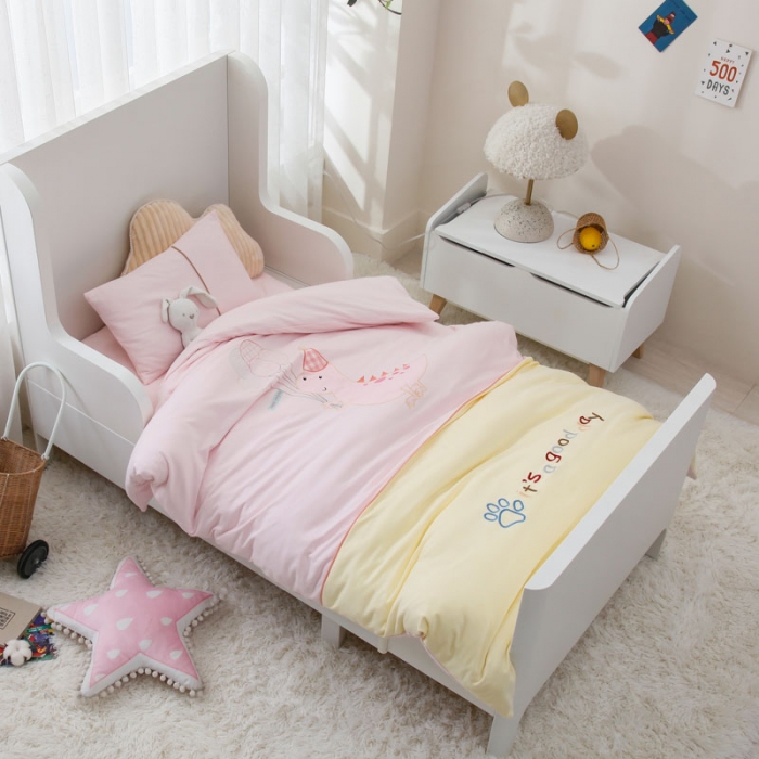 91家纺网 家纺一手货源 找家纺 喜多兔 2022新款全棉针织三件套床品套件-神奇伙伴 粉色汽球恐龙