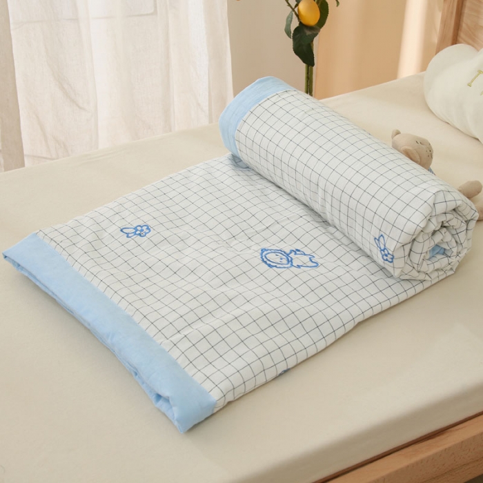 91家纺网 家纺一手货源 找家纺 喜多兔 2022新款小千寻纯棉色织空调被夏被 小狮子同学