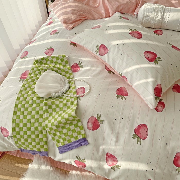 91家纺网 家纺一手货源 找家纺 千朵 2022新款全棉13372四件套 文艺草莓