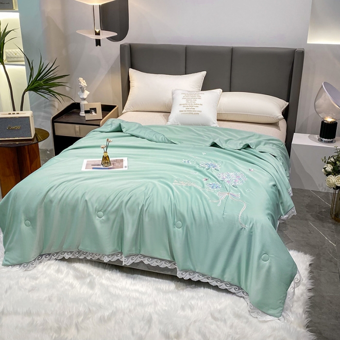 91家纺网 家纺一手货源 找家纺 (总) 吾秀 2022新款柔赛丝刺绣夏被-紫色爱恋